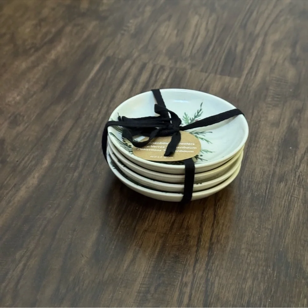 West Elm Tannenbaum Holly stoneware coasters set Set of 4